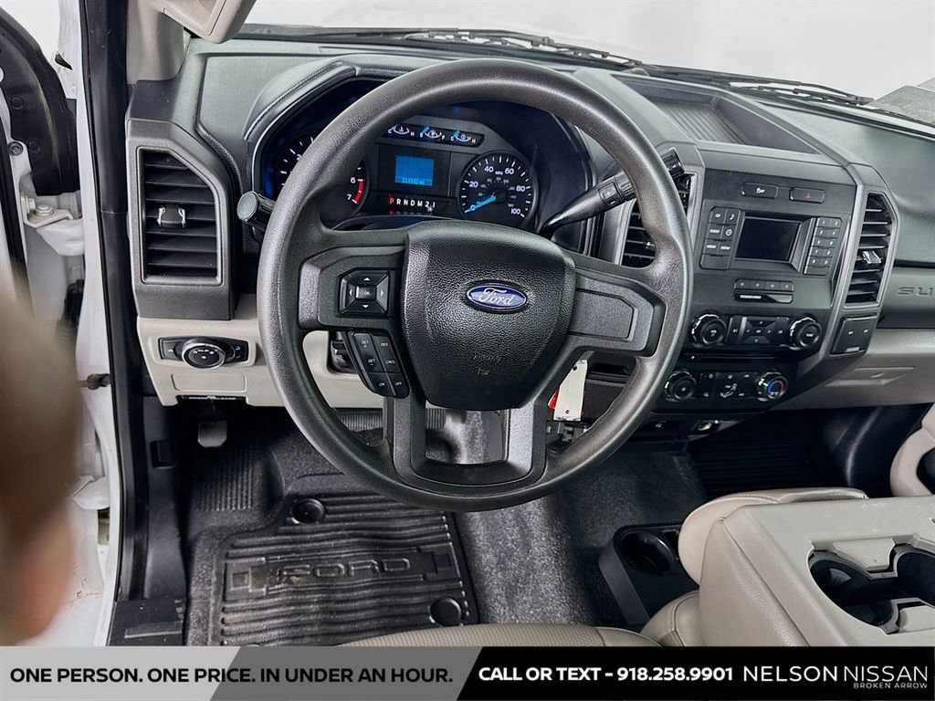 Used 2017 Ford F250 XL w/ Power Equipment Group AWD/4WD image 19