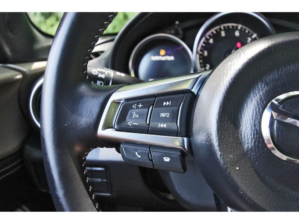 Certified 2023 MAZDA MX-5 Miata Grand Touring w/ Weather Package RWD image 12