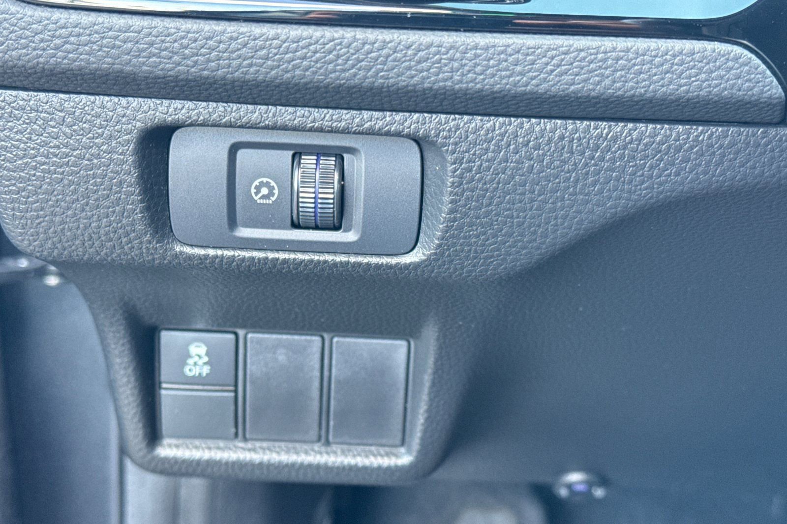 Used 2025 Honda Civic Sport image 29