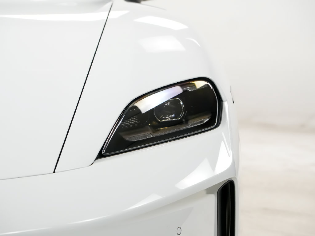 New 2026 Porsche Taycan 4S AWD/4WD image 7