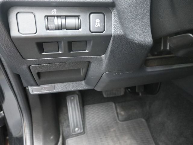 Used 2017 Subaru Forester 2.5i w/ Alloy Wheel Package image 16