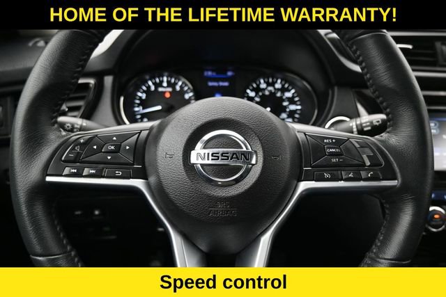 Used 2018 Nissan Rogue SV AWD/4WD image 19