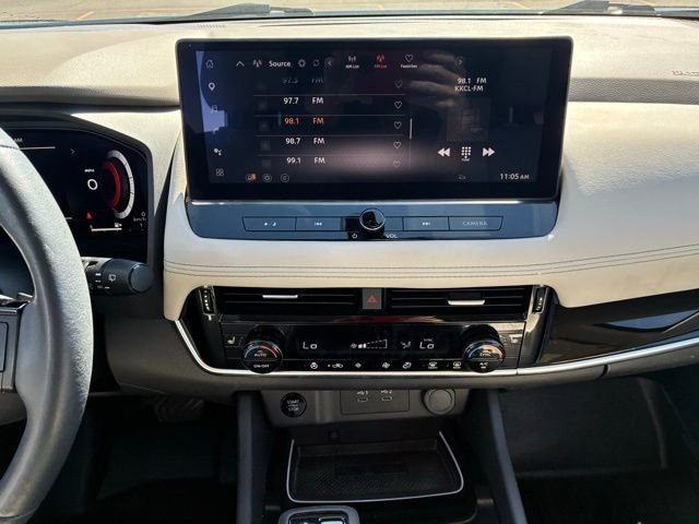 Certified 2024 Nissan Rogue SL FWD image 17