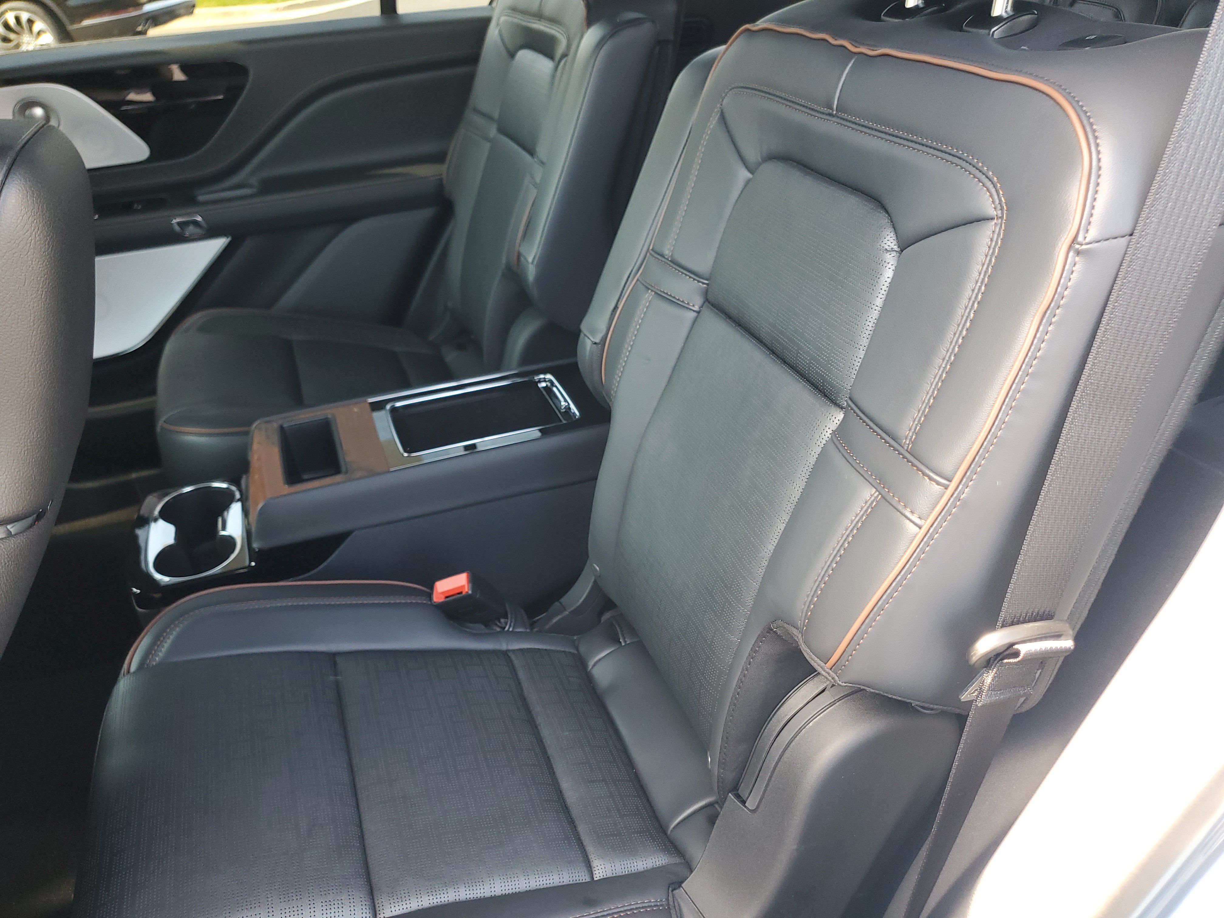 New 2027 Lincoln Aviator Black Label w/ Dynamic Handling Package AWD/4WD image 26