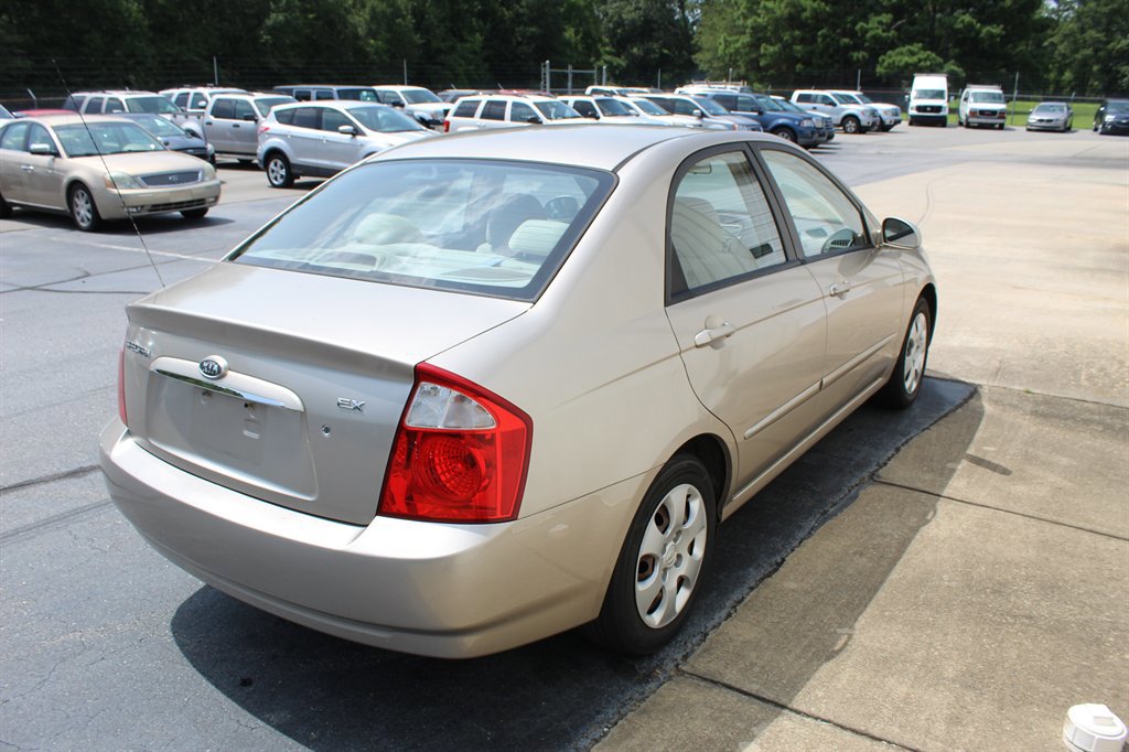Used 2006 Kia Spectra EX image 3