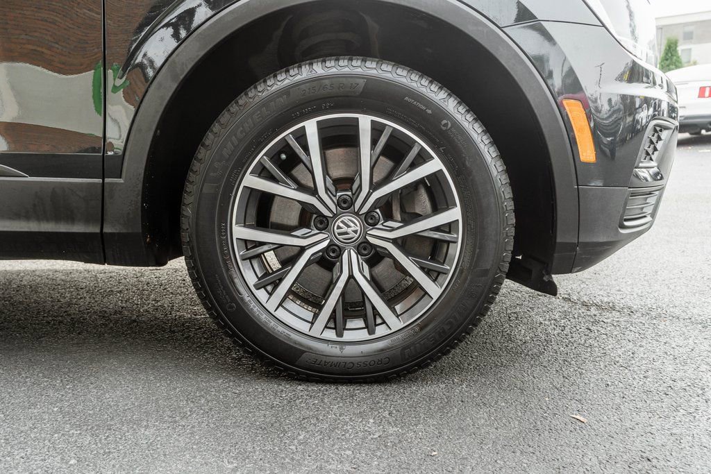 Used 2019 Volkswagen Tiguan SE image 4