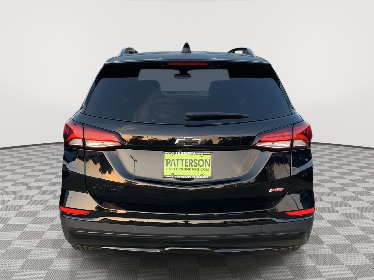 Used 2024 Chevrolet Equinox RS image 3