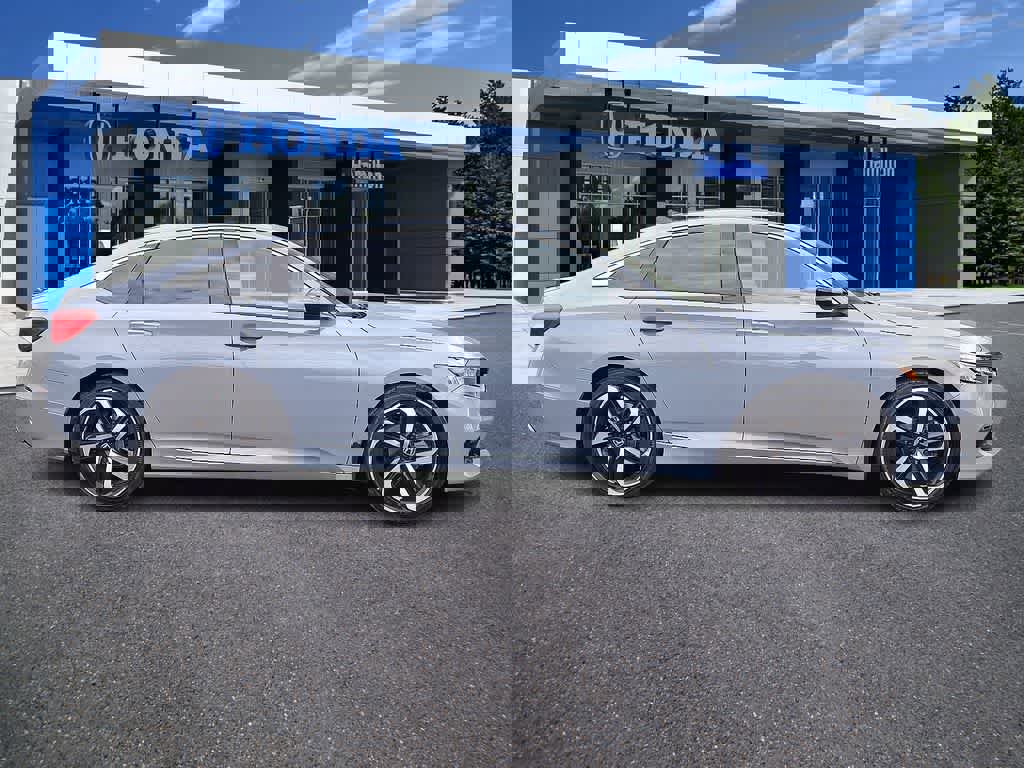 Certified 2022 Honda Accord Sport image 25