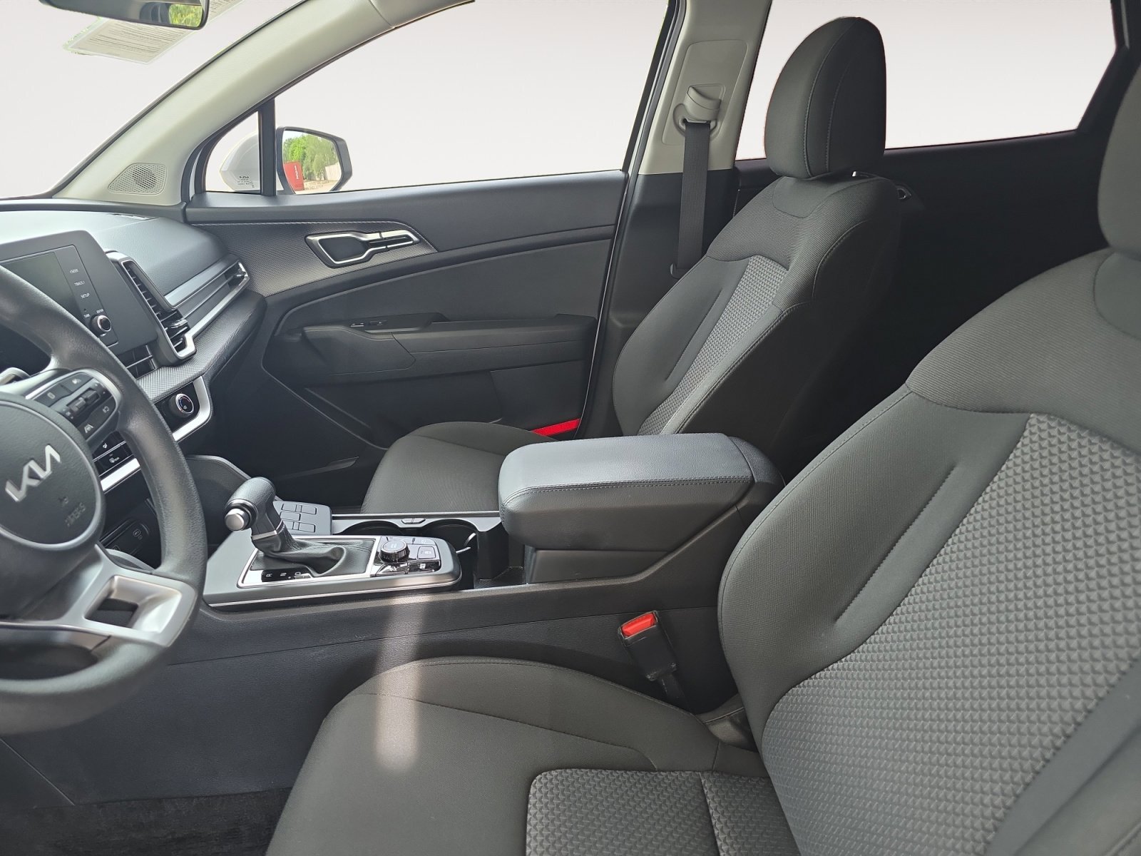 Certified 2024 Kia Sportage LX image 21