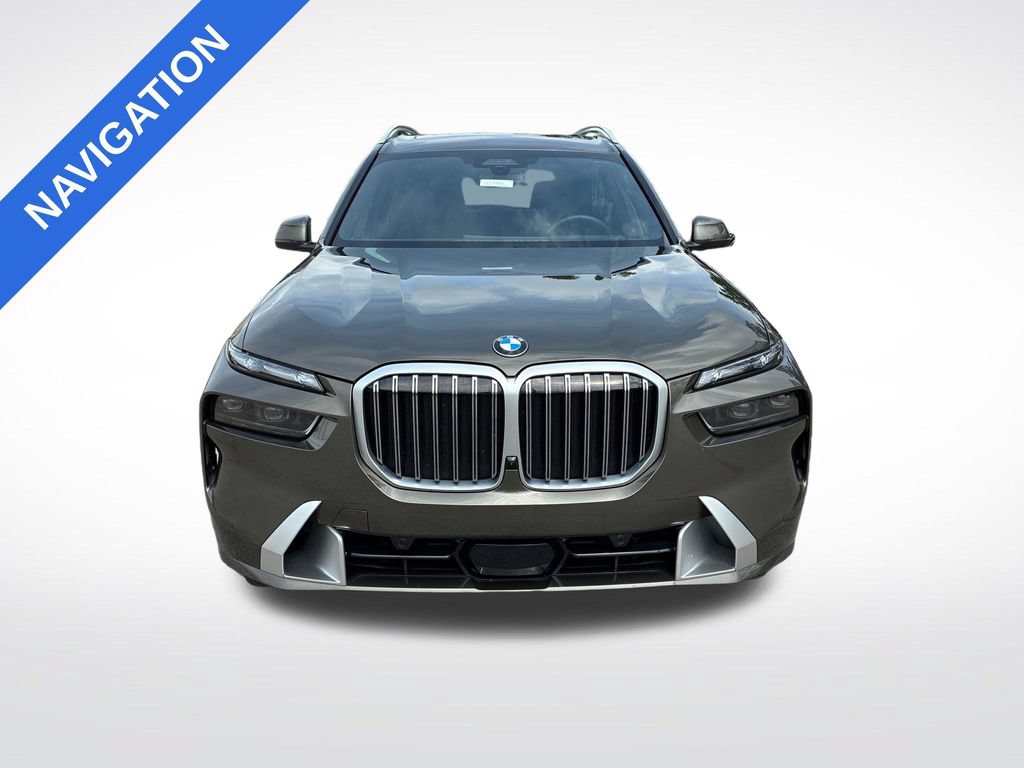 Used 2026 BMW X7 xDrive40i AWD/4WD image 9