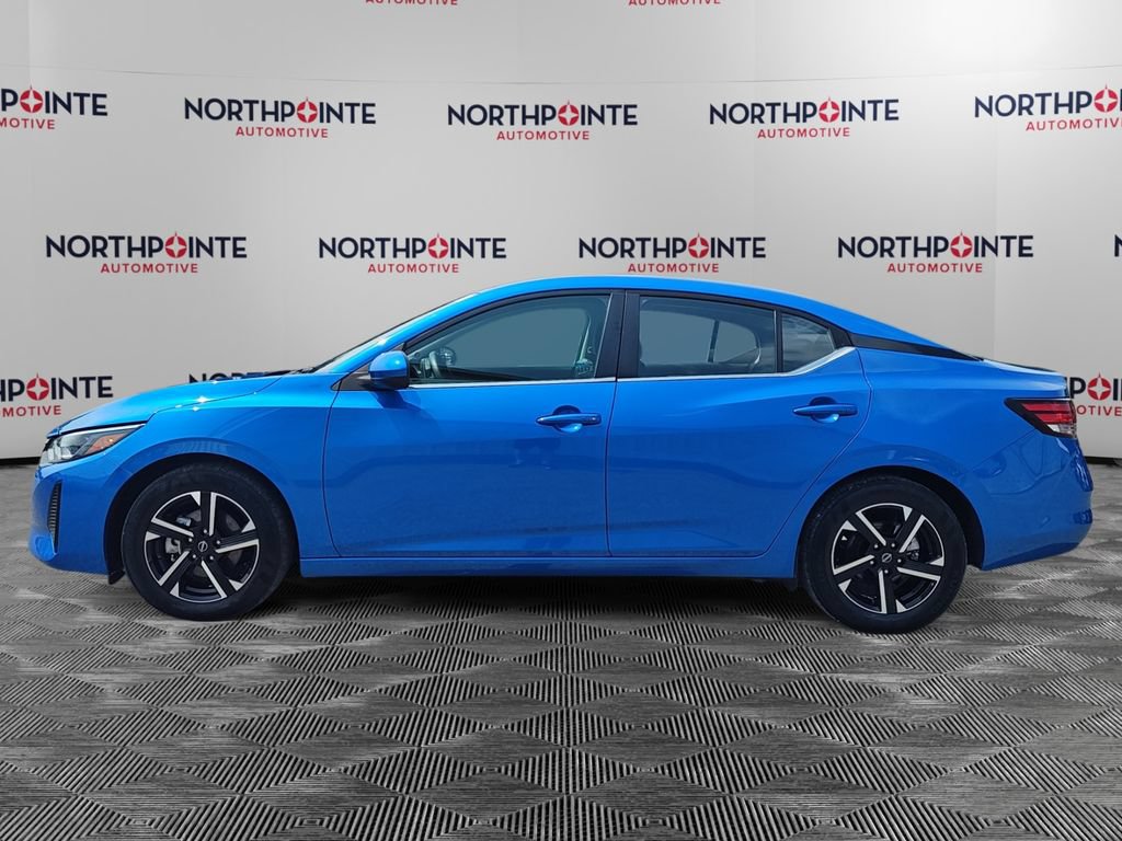 Used 2024 Nissan Sentra SV FWD image 3