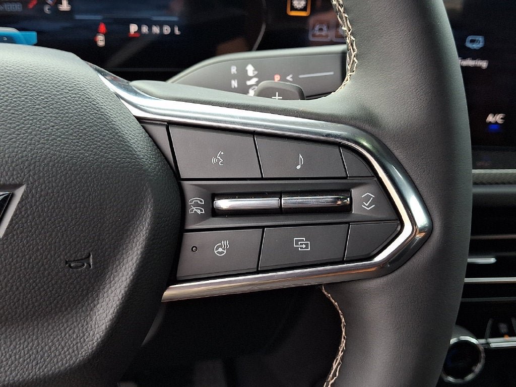 New 2027 Chevrolet Traverse Z71 w/ Enhanced Driving Package AWD/4WD image 13