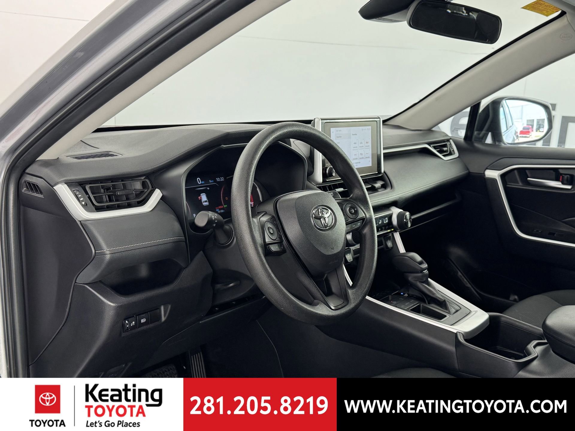 Used 2025 Toyota RAV4 XLE image 13