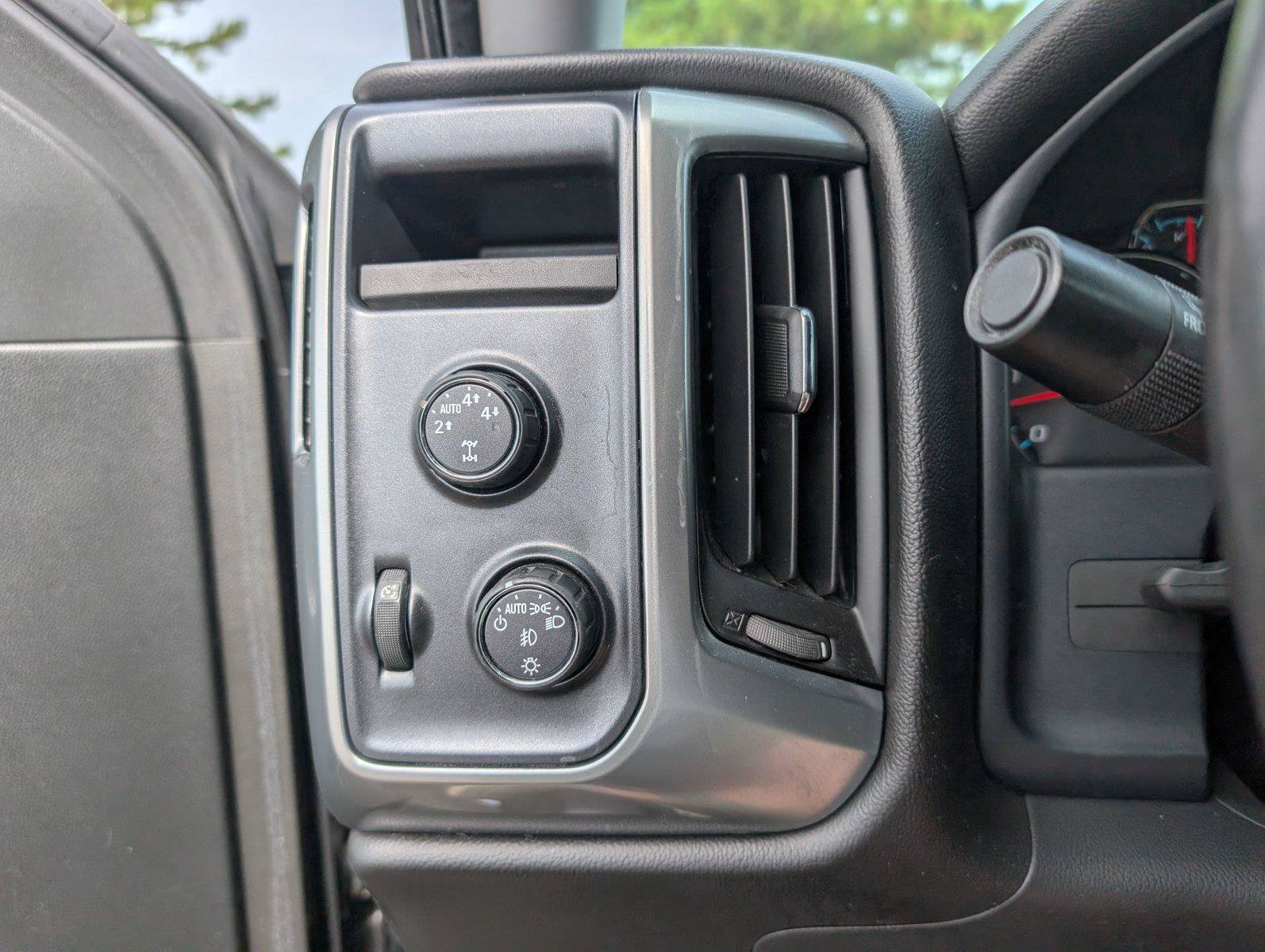 Used 2016 Chevrolet Silverado 1500 LT w/ All Star Edition AWD/4WD image 27