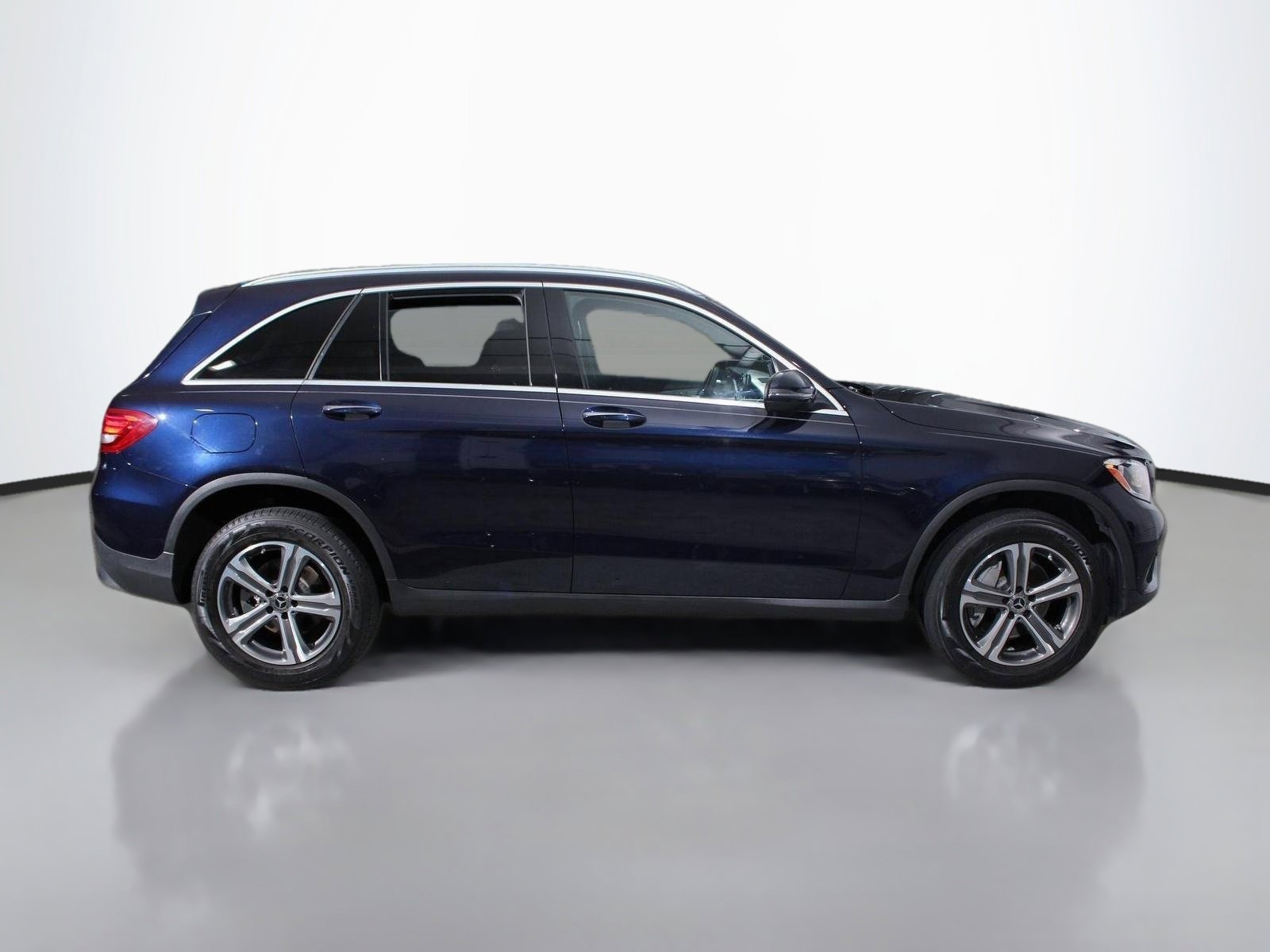 Used 2019 Mercedes-Benz GLC 300 image 7