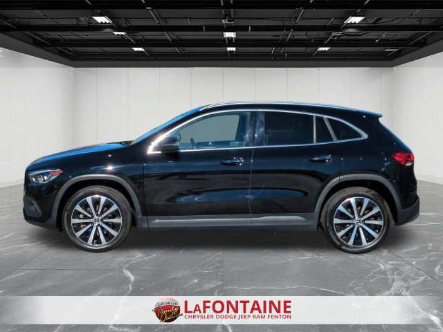 Used 2022 Mercedes-Benz GLA 250 4MATIC image 2