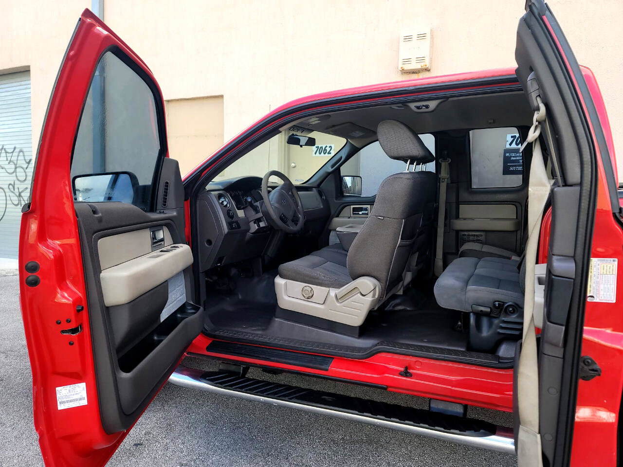 Used 2009 Ford F150 STX image 21