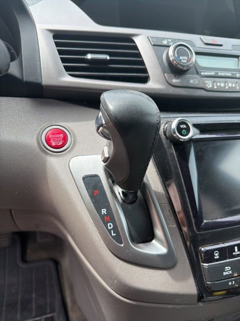 Used 2015 Honda Odyssey Touring image 16