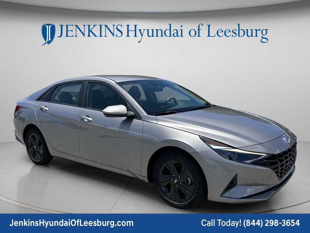 Certified 2023 Hyundai Elantra SEL w/ Preferred Accessory Package