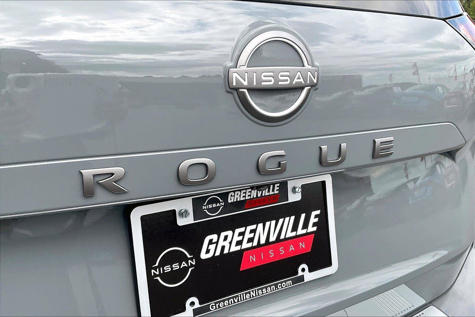 New 2026 Nissan Rogue SV image 12