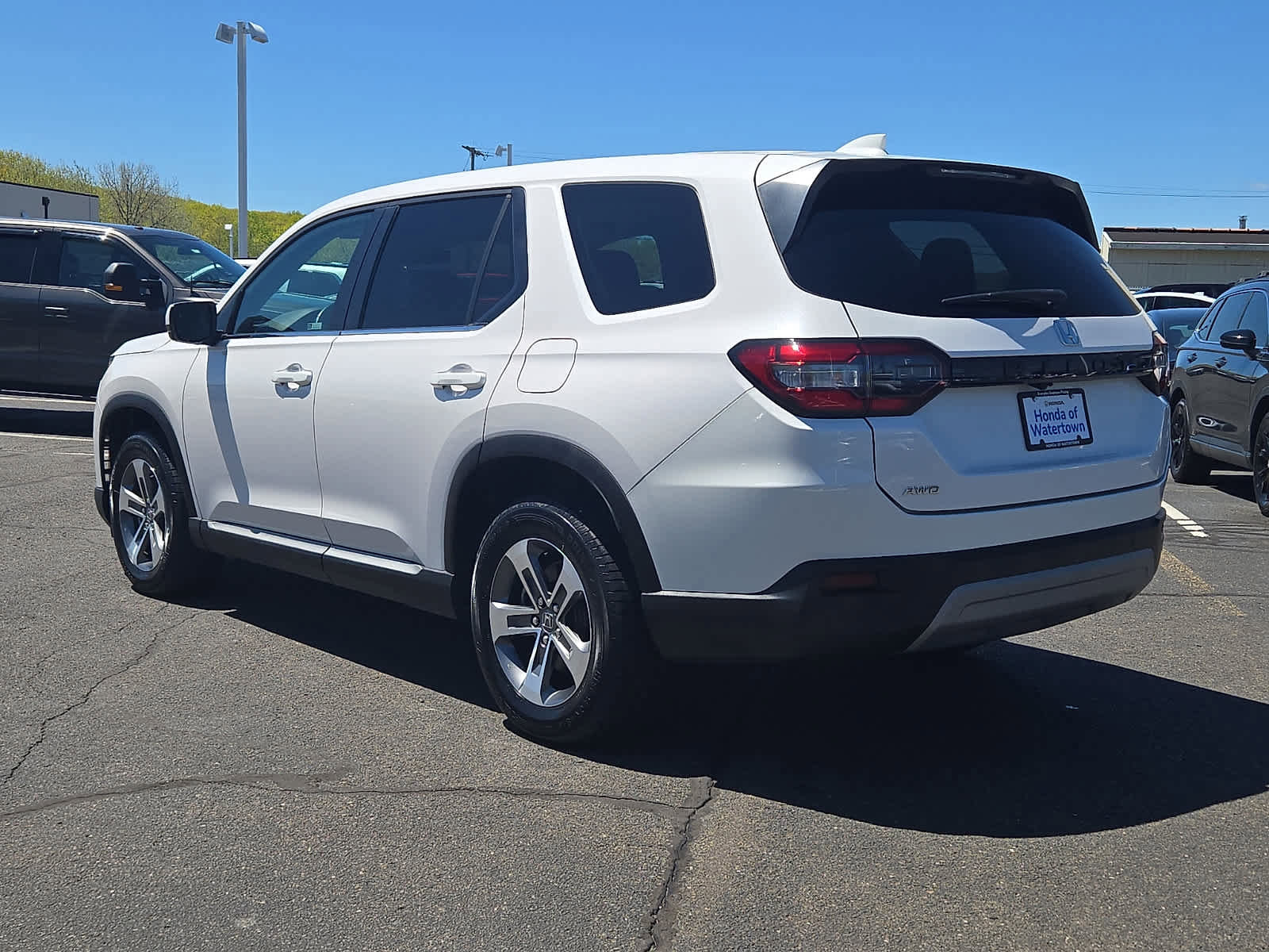 Used 2023 Honda Pilot EX-L image 7