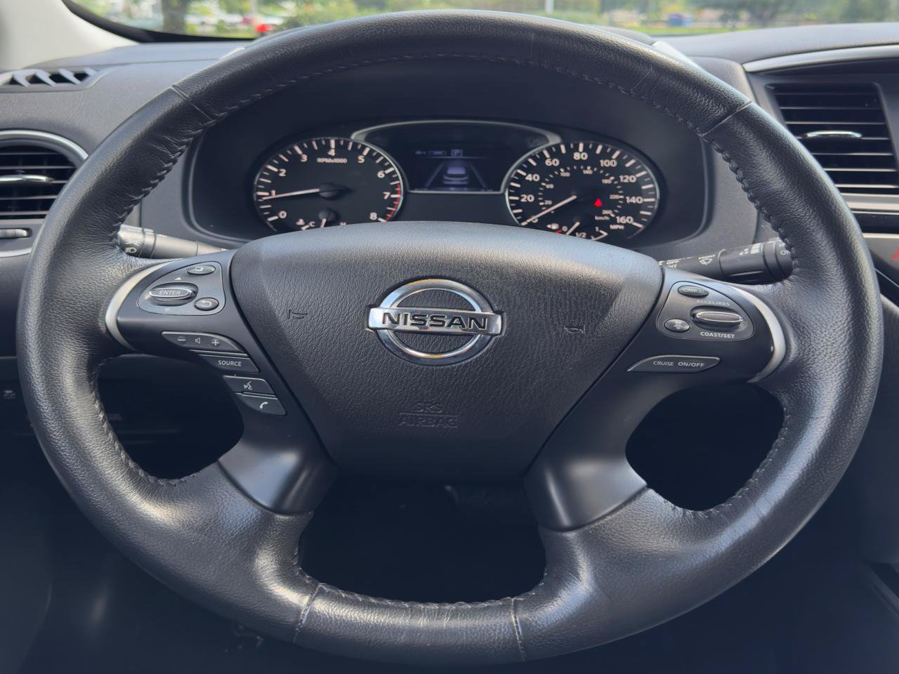 Used 2020 Nissan Pathfinder SV AWD/4WD image 10