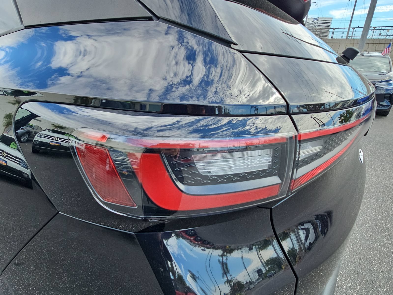 Certified 2023 Volkswagen ID.4 S RWD image 35