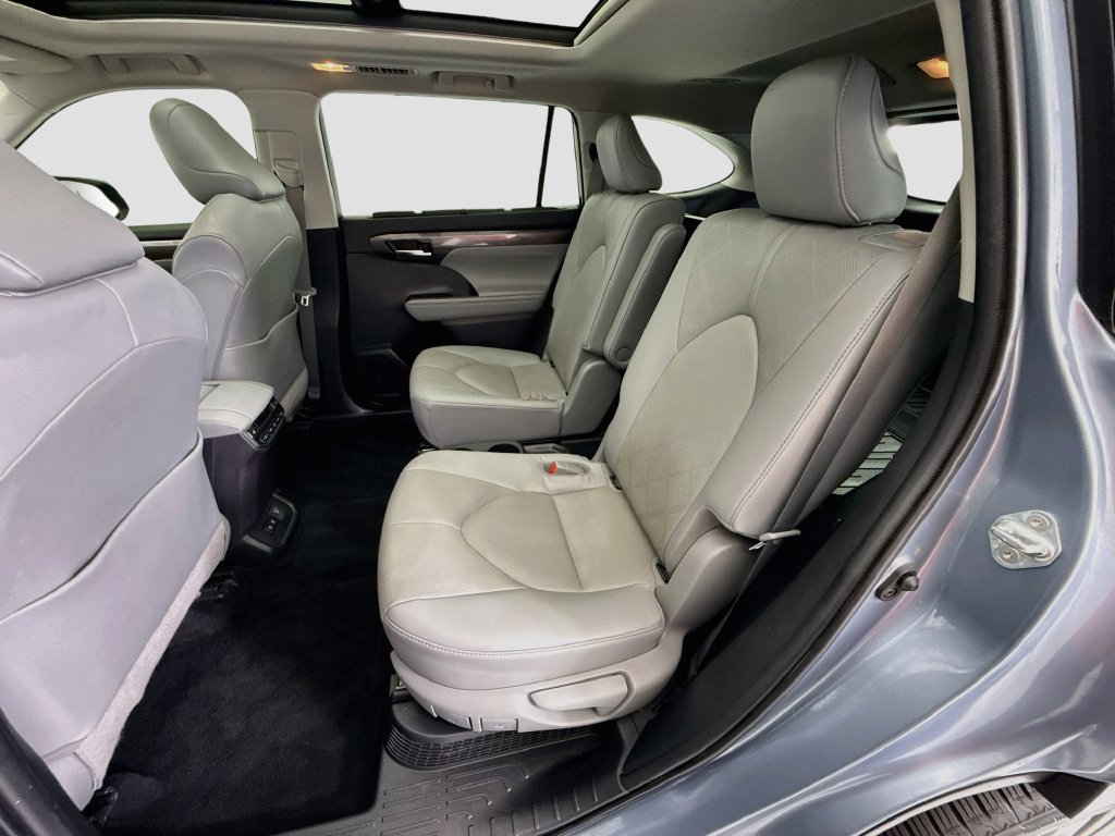 Used 2020 Toyota Highlander Platinum AWD/4WD image 20