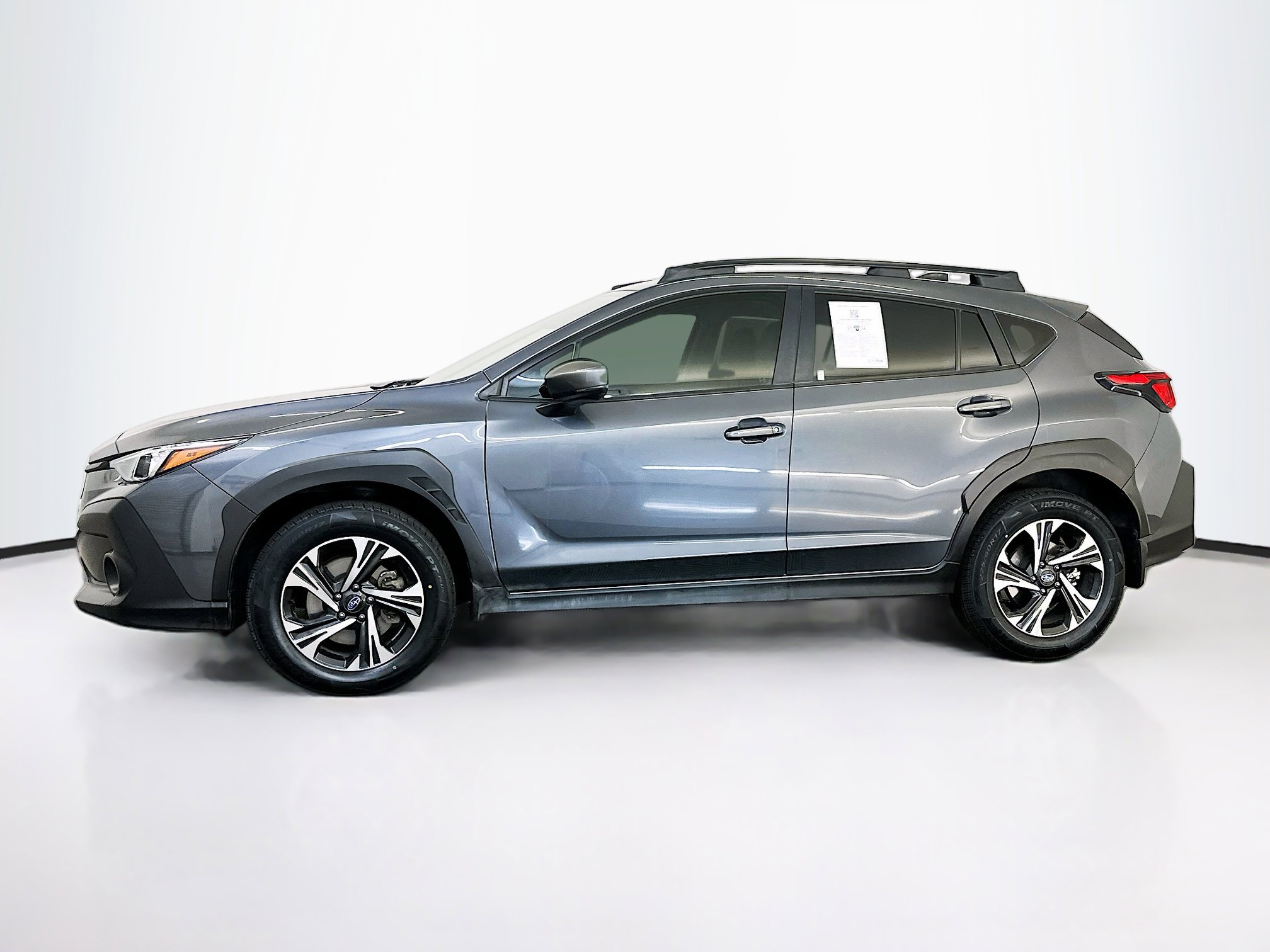 Used 2024 Subaru Crosstrek 2.0i Premium image 4