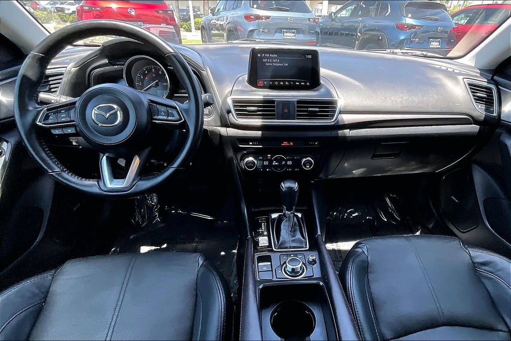 Used 2018 MAZDA MAZDA3 Grand Touring FWD image 11