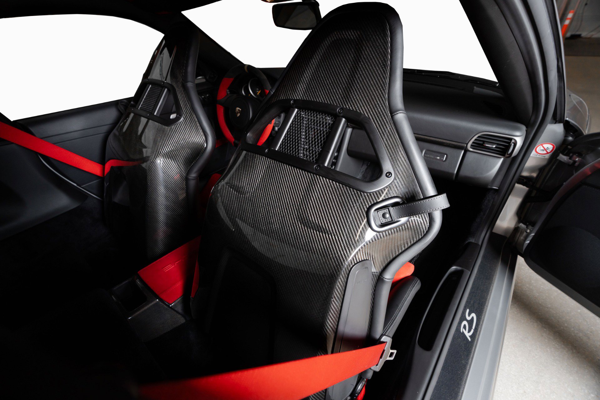 Used 2011 Porsche 911 GT2 RS image 40