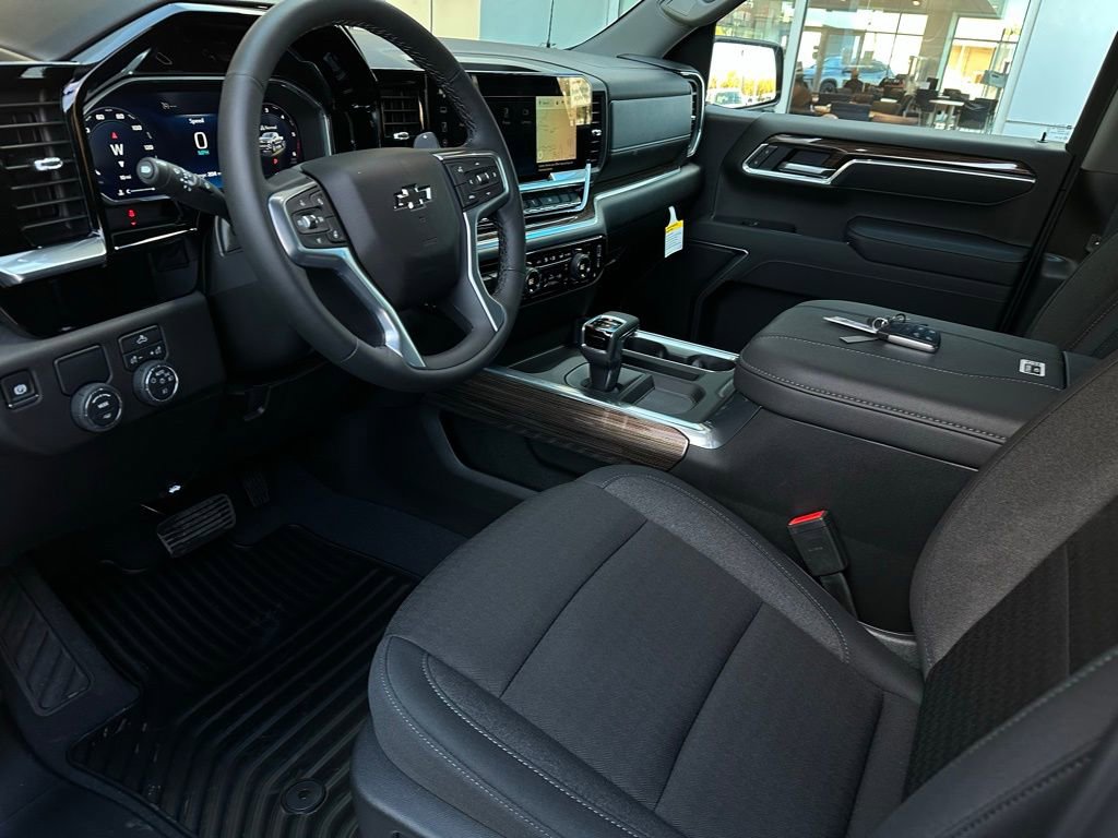 New 2026 Chevrolet Silverado 1500 RST RWD image 9
