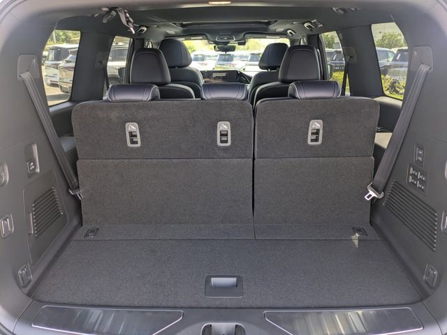 New 2026 INFINITI QX80 4WD w/ Sport Exterior Package image 12