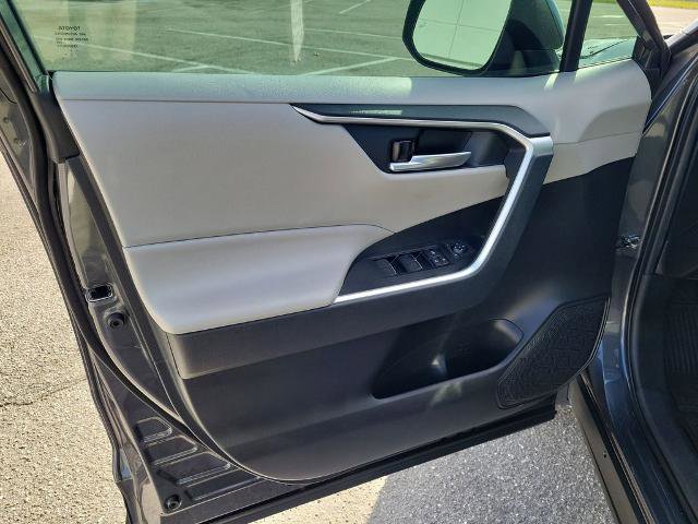 Used 2023 Toyota RAV4 XLE w/ Convenience Package image 23