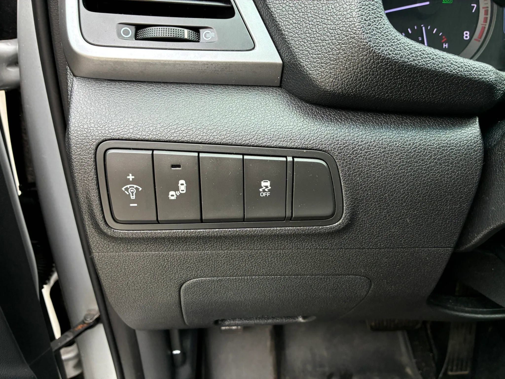 Used 2018 Hyundai Tucson SEL Plus AWD/4WD image 28