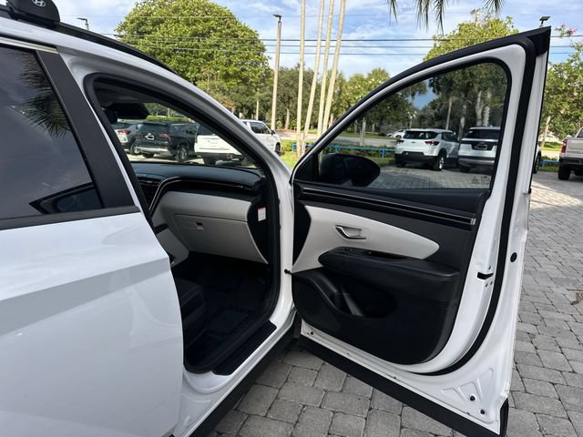 Used 2022 Hyundai Tucson SEL w/ Cargo Package AWD/4WD image 23
