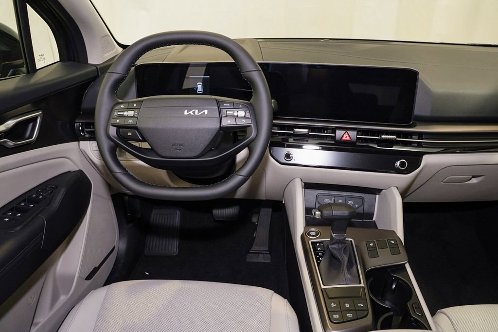 New 2026 Kia Sportage EX FWD image 8