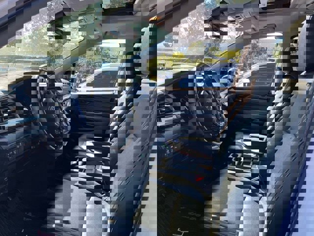 Certified 2023 Honda Odyssey Touring image 4