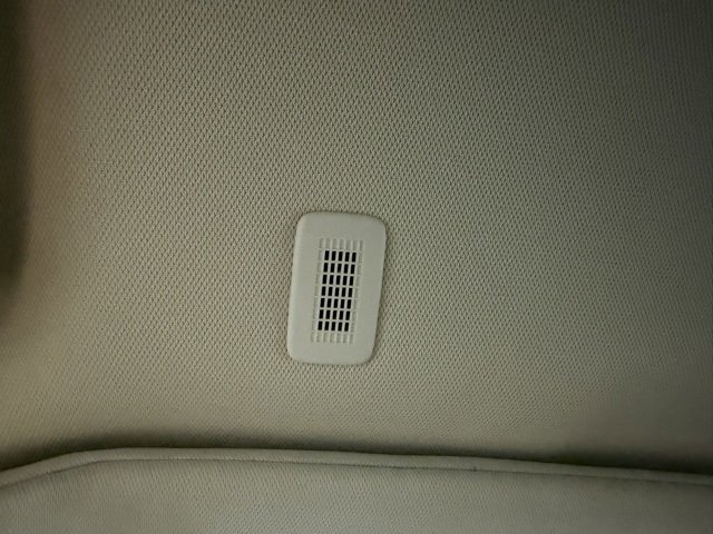 Used 2024 Ford Edge Titanium image 30