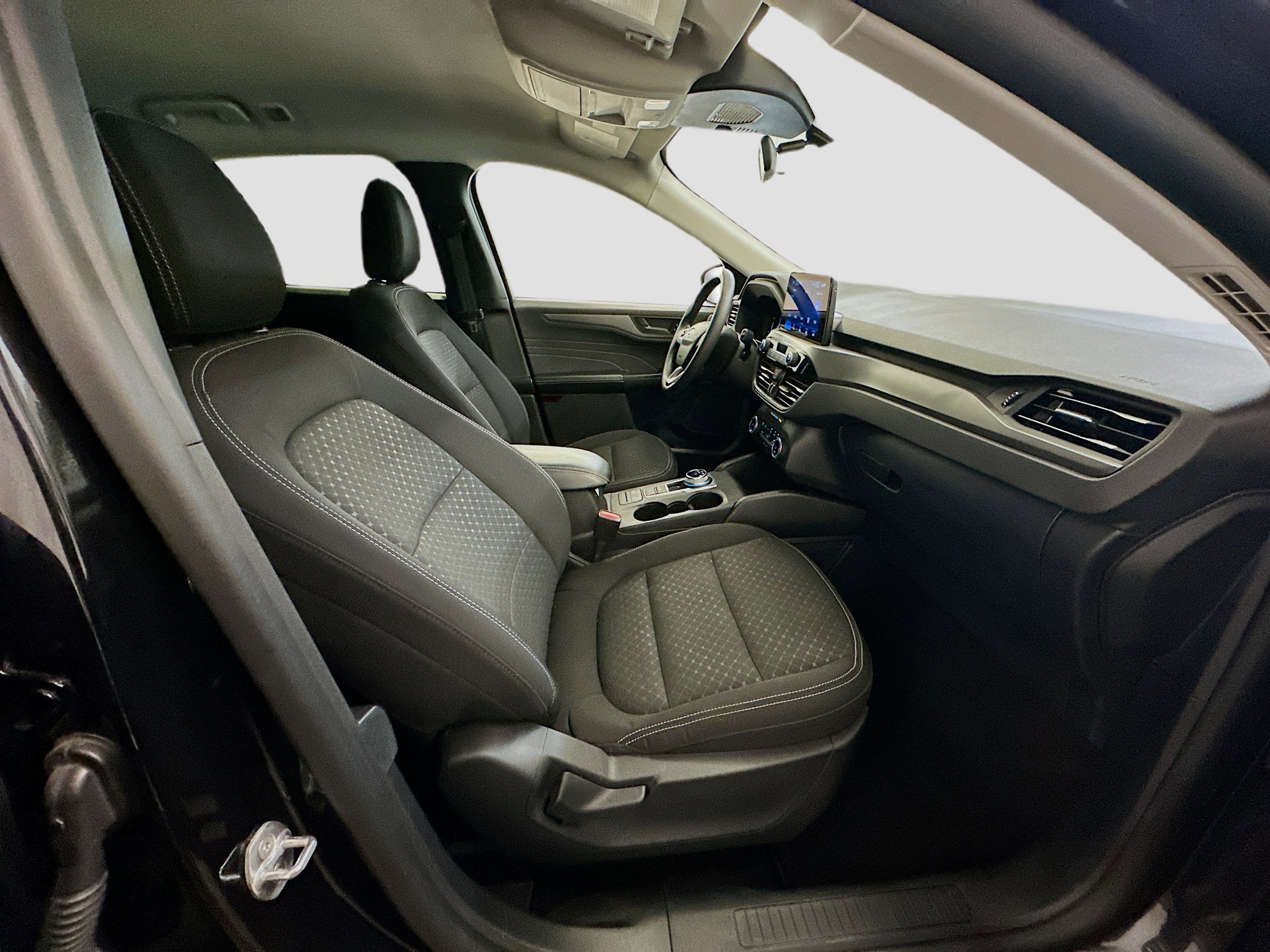 Used 2025 Ford Escape Active image 31