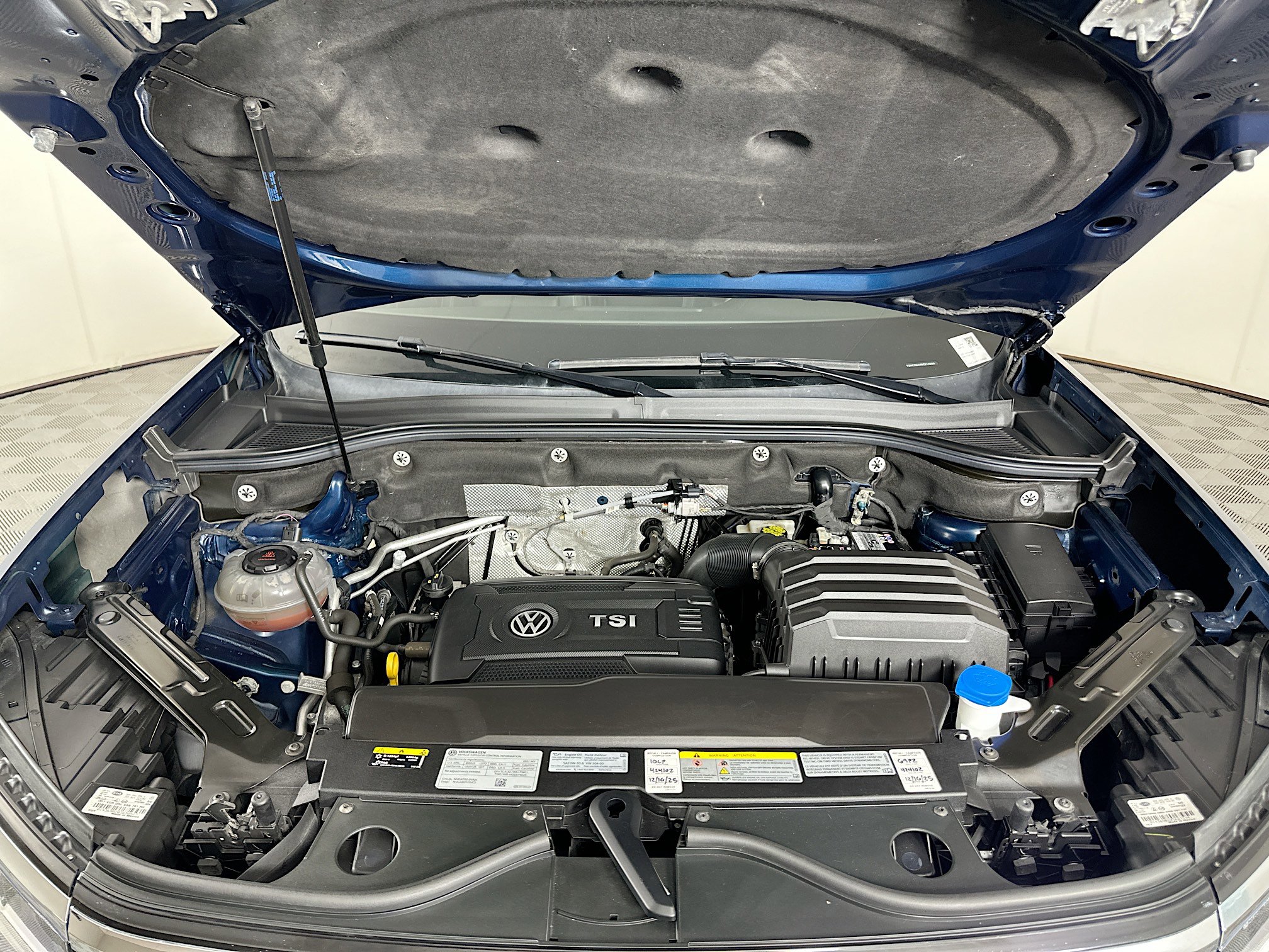 Used 2022 Volkswagen Atlas Cross Sport SE image 33