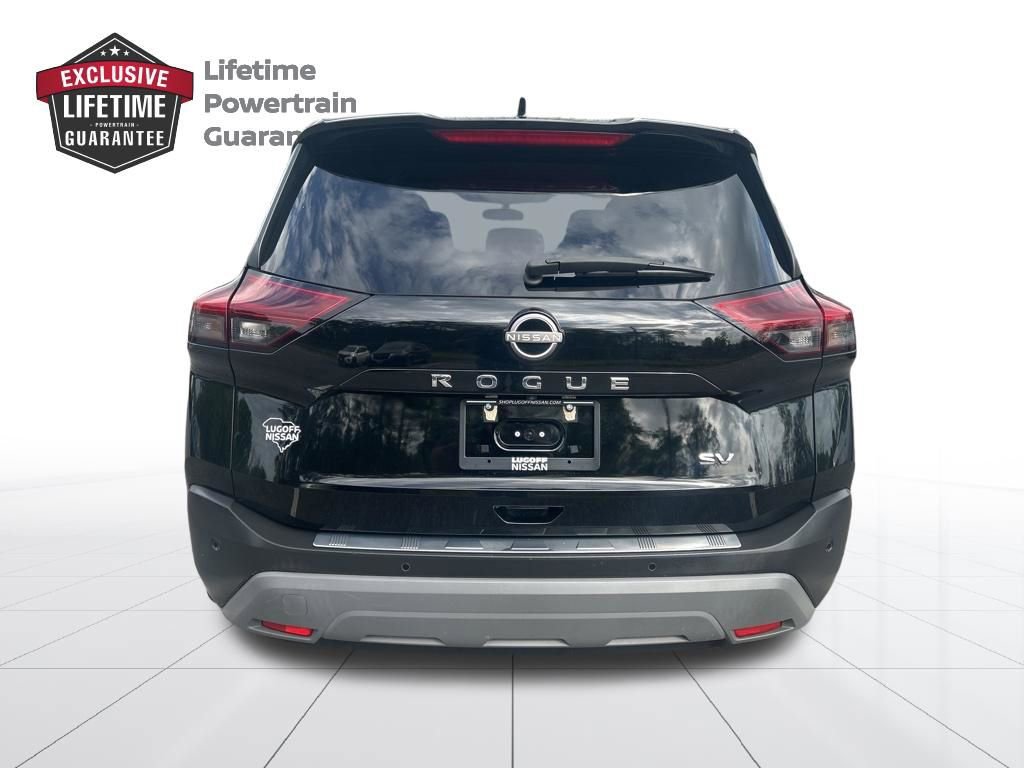 Certified 2023 Nissan Rogue SV image 4