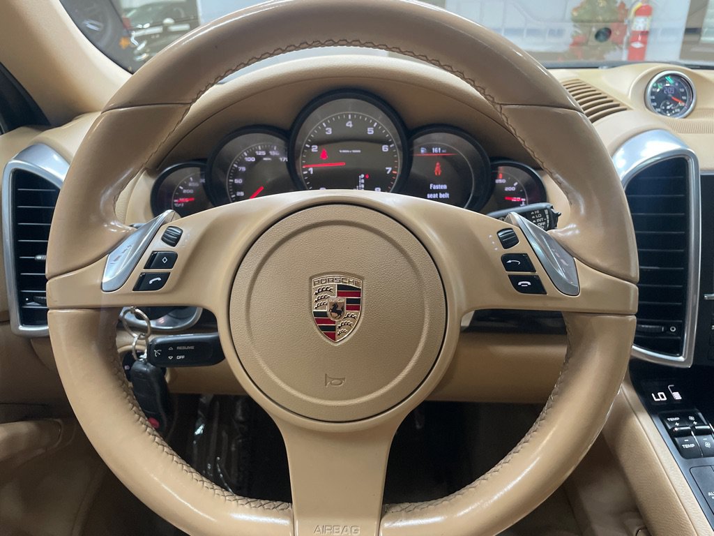 Used 2012 Porsche Cayenne AWD/4WD image 18