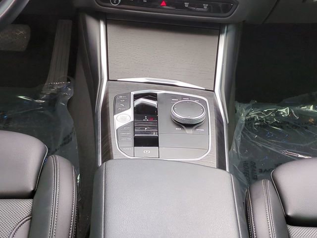 Used 2024 BMW 330i Sedan w/ Premium Package RWD image 18