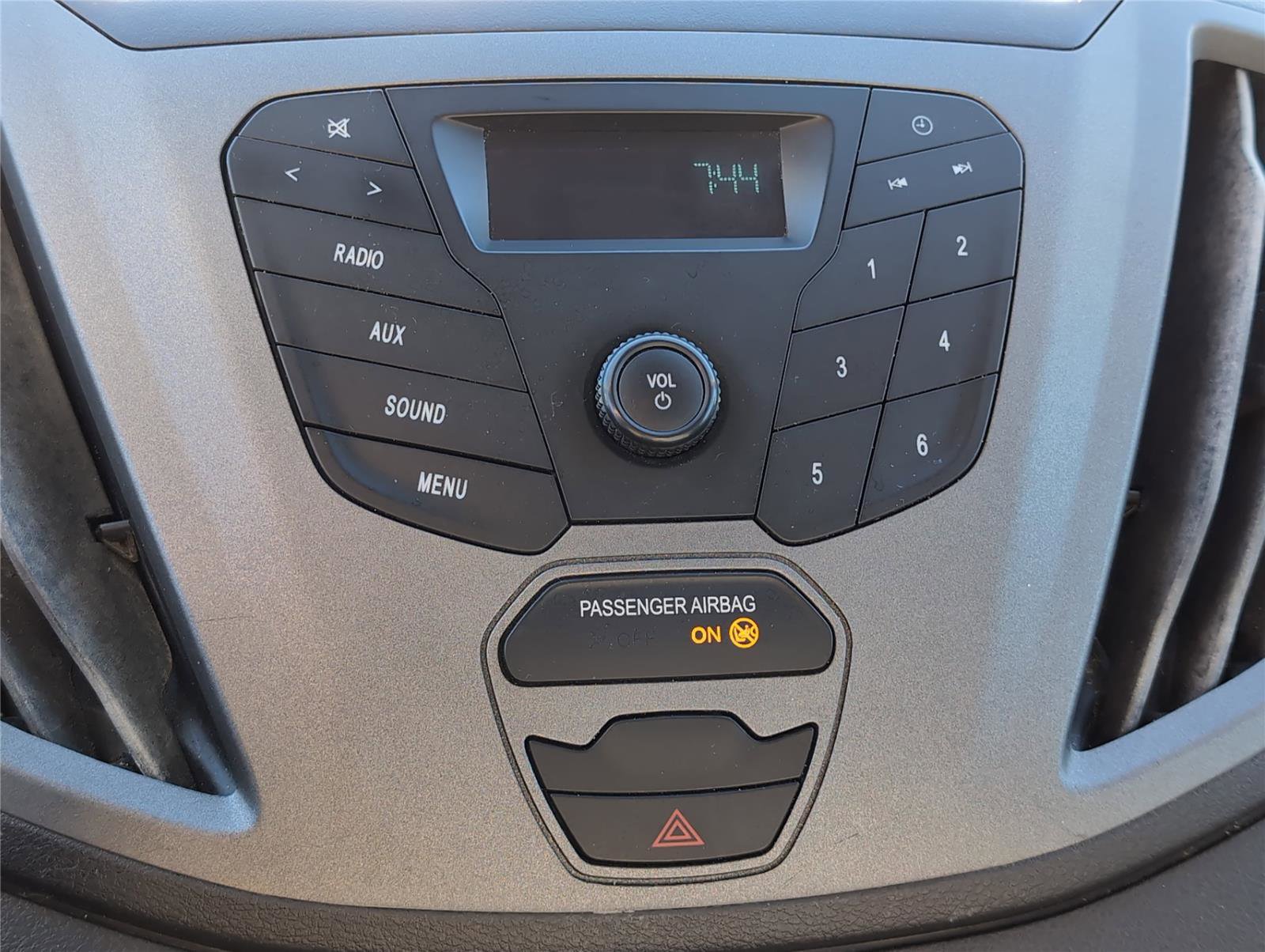 Used 2017 Ford Transit 250 130 Low Roof image 22