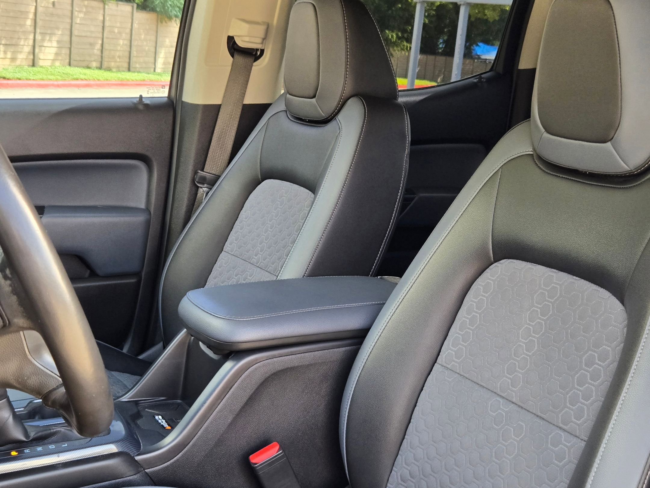 Used 2020 Chevrolet Colorado Z71 RWD image 13