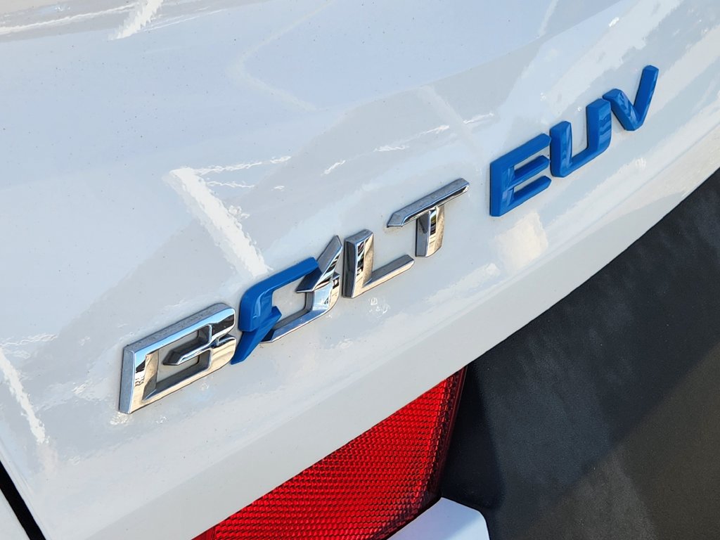 Used 2023 Chevrolet Bolt EUV LT FWD image 12