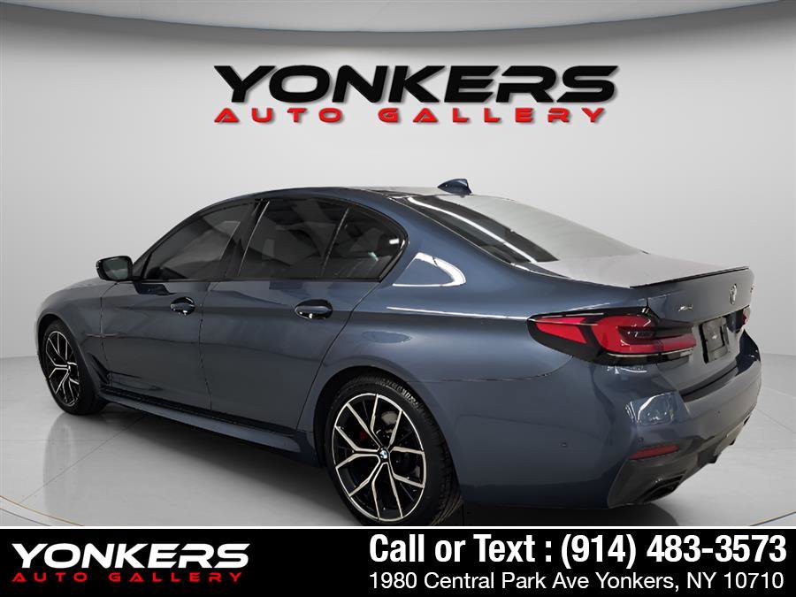 Used 2023 BMW 530i xDrive w/ M Sport Package AWD/4WD image 2