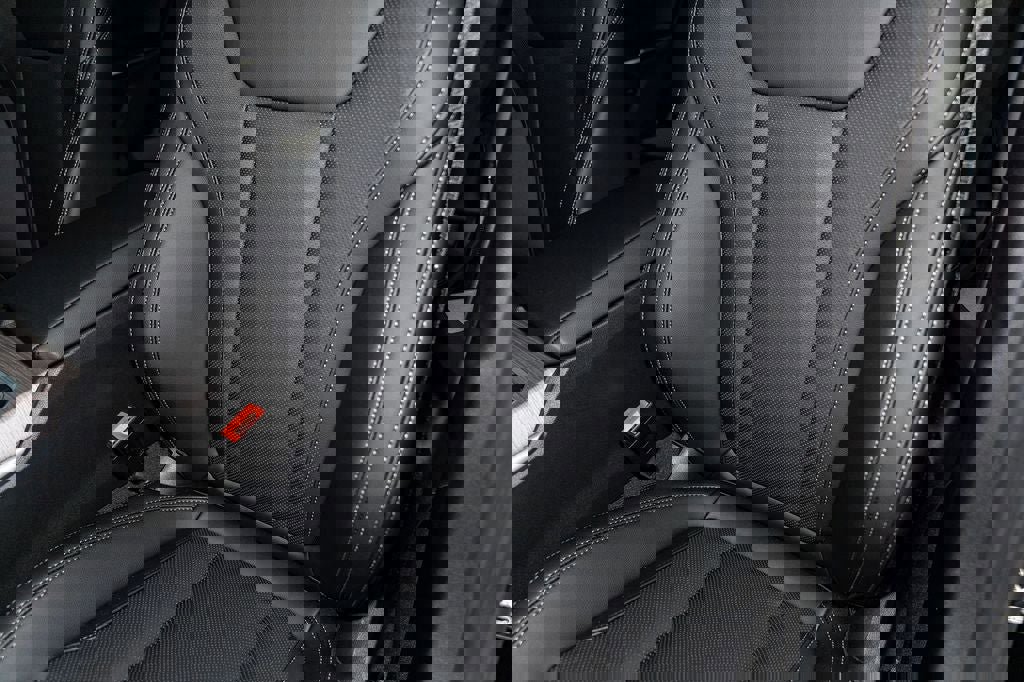 New 2026 BMW 330i xDrive Sedan w/ Convenience Package image 17