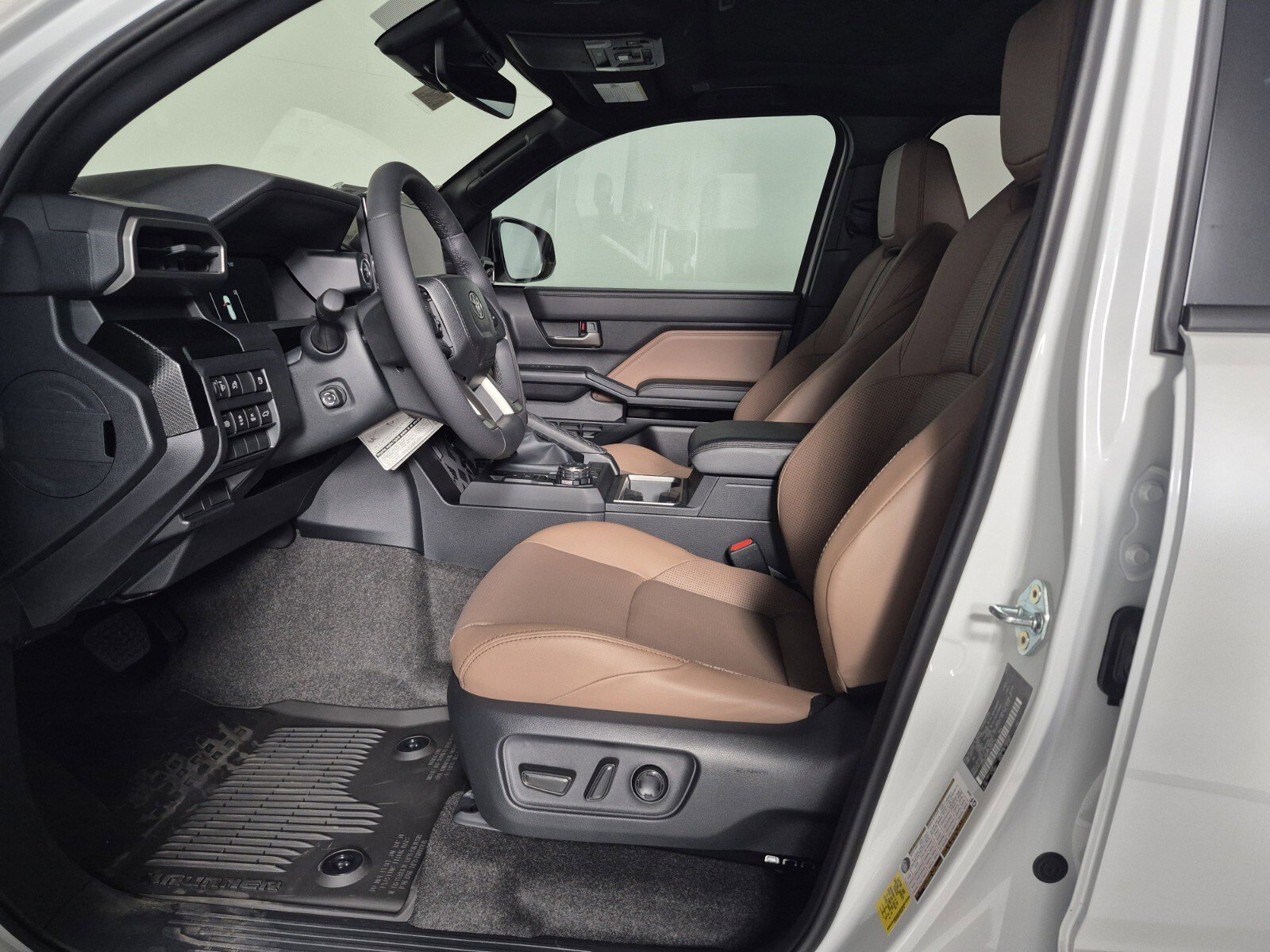 New 2026 Toyota 4Runner 4WD image 15